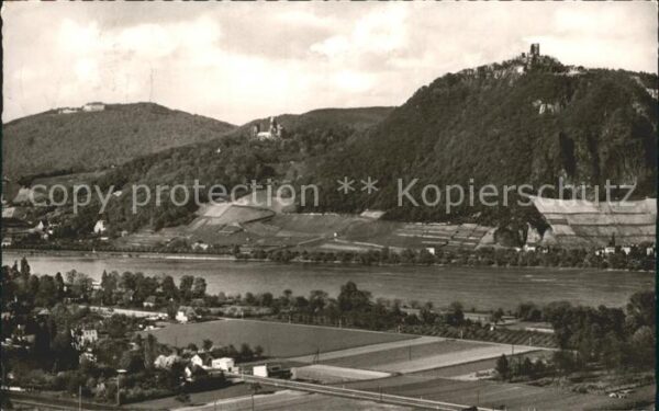 Koenigswinter Bick vom Rodderberg auf Drachenfels und