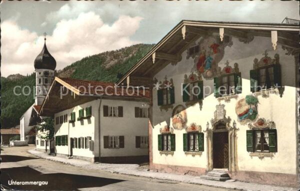Unterammergau Dorfstrasse mit Schulmeisterhaus Fassad