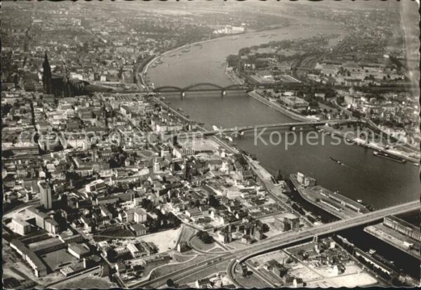 Koeln Rhein Dom Hohenzollernbrücke Deutzer Brücke S