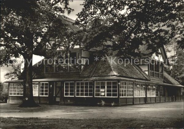 Ludwigslust Schweizerhaus im Schlossgarten