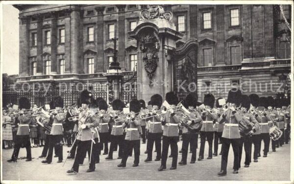 Leibgarde Wache Guards Band Buckingham Palace London