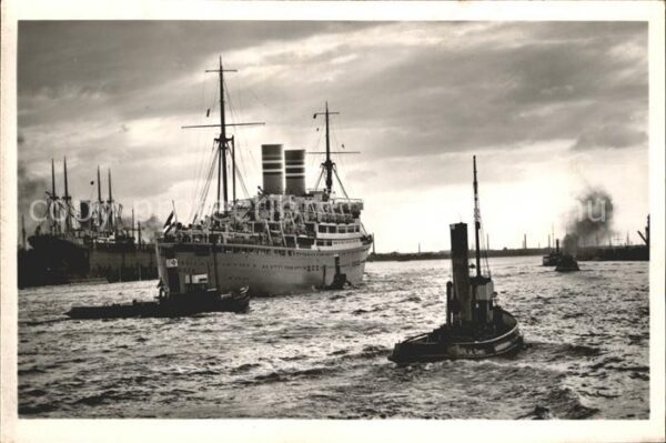 Dampfer Oceanliner Hamburg Hafen