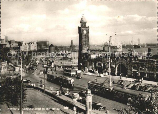 Strassenbahn Hamburg Landungsbrücken Hafen
