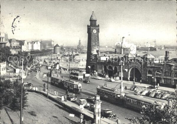 Strassenbahn Hamburg Landungsbrücken Hafen