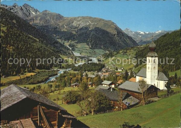Doellach Kaernten im Mölltal Ortsblick mit Kirche
