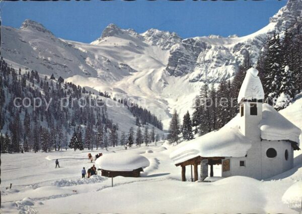 Stubaital Bergkirche Schlickeralm mit Hohem Burgs