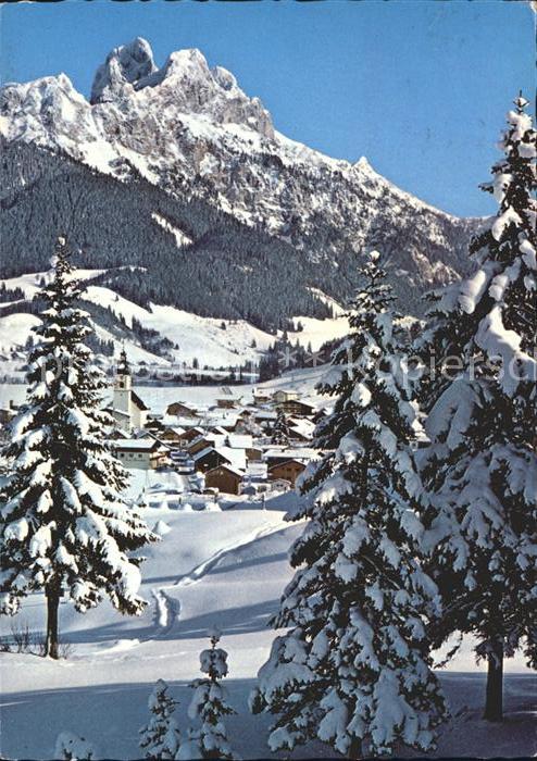 Tannheim Tirol mit Rotflüh und Gimpel
