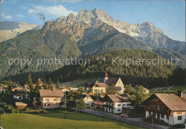 Waidring Tirol mit den Loferer Steinbergen