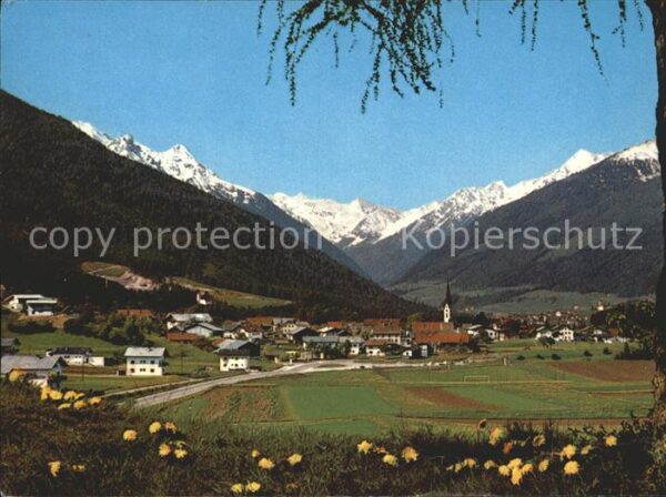 Mieders Tirol mit Zuckerhütl