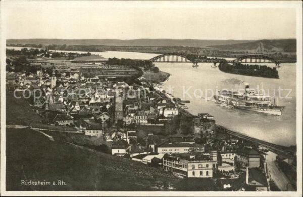 Ruedesheim Rhein Brücke Rhein Schiff