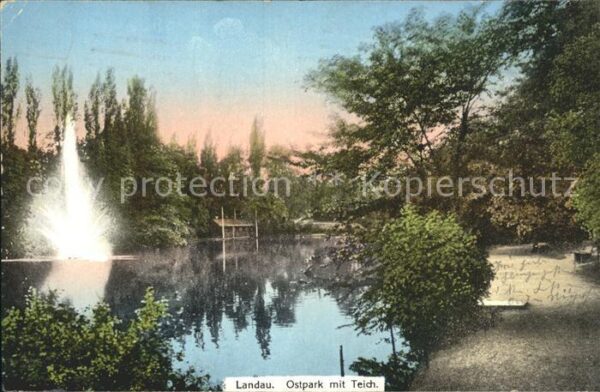 Landau Pfalz Ostpark mit Teich Fontäne