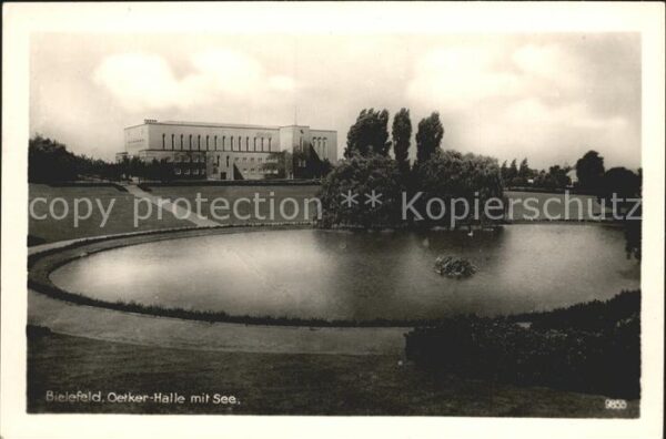 Bielefeld Oetker Halle mit See