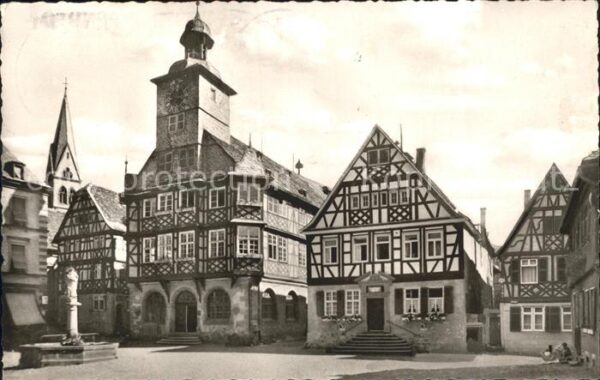 Heppenheim Bergstrasse Marktplatz Rathaus Brunnen