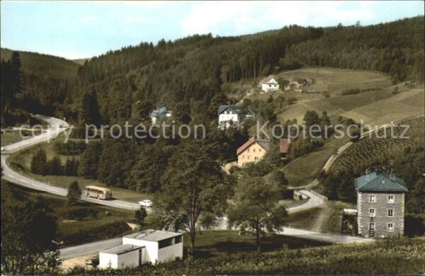 Bischofsgruen Partie im Maintal mit Glasermühle
