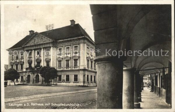 Lauingen Donau Rathaus mit Schupfedurchblick