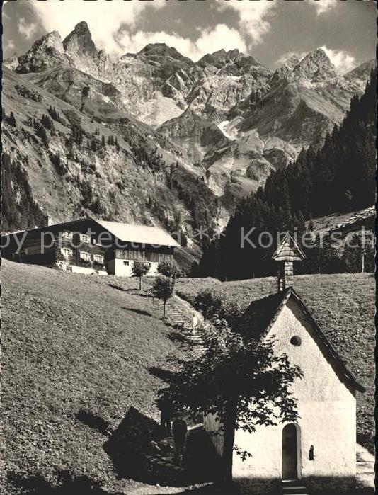 Einoedsbach mit Mädelegabelgruppe Kapelle
