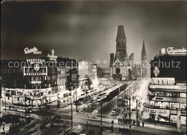 Berlin Gedächtniskkirche bei Nacht