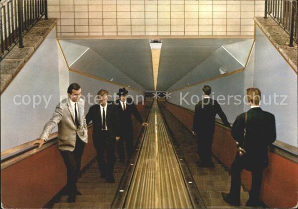 Rendsburg Fussgängertunnel unter Nord-Ostsee-Kana