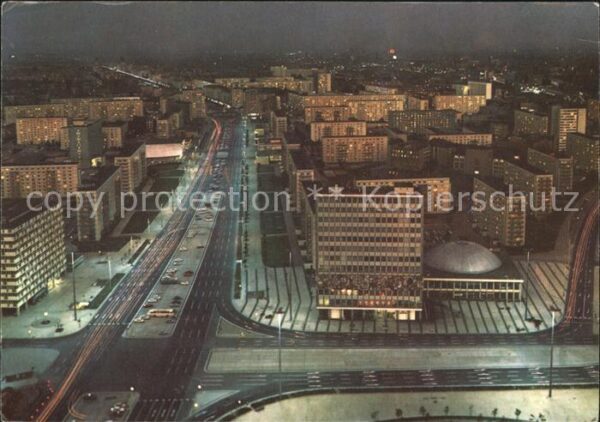 Berlin Blick vom Interhotel Stadt Berlin auf K