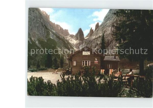 Sesto Sexten Suedtirol Touristenhütte Talschluss Fischleinbode