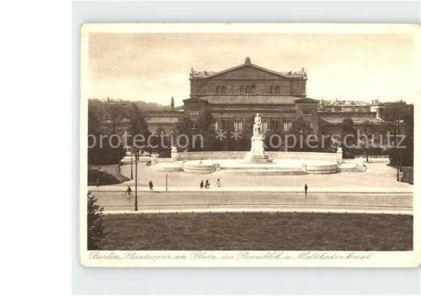 Berlin Stadtsoper Platz Republik