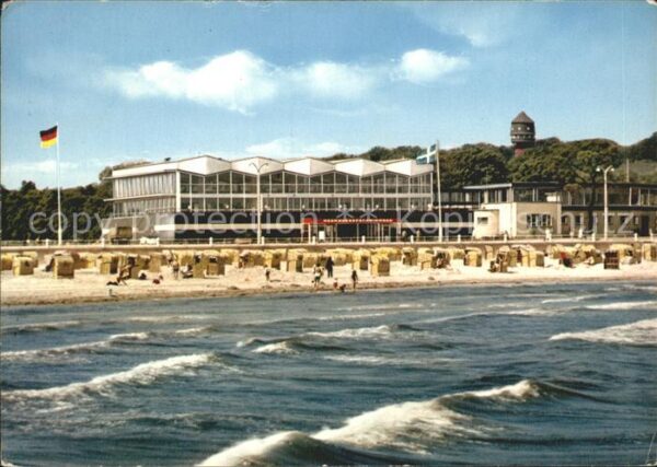 Travemuende Ostseebad Strand und Schwimmhalle