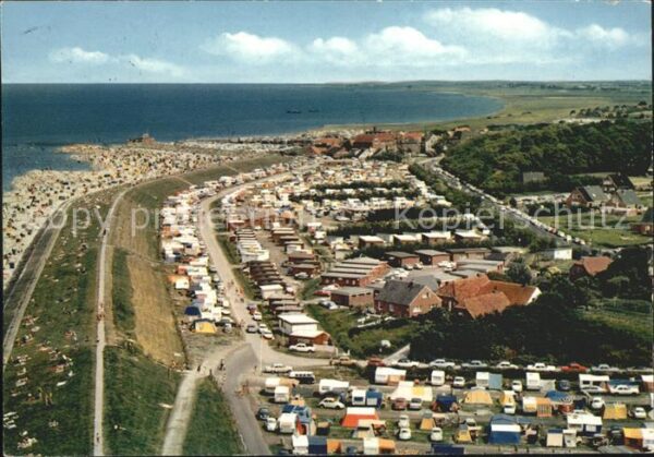 Neuharlingersiel Fliegeraufnahme Camping Strand