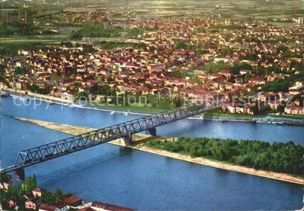 Neuwied Rhein mit Brücke Fliegeraufnahme