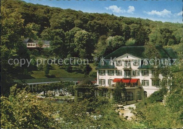 Schlangenbad Taunus Kurhotel mit Kurgarten