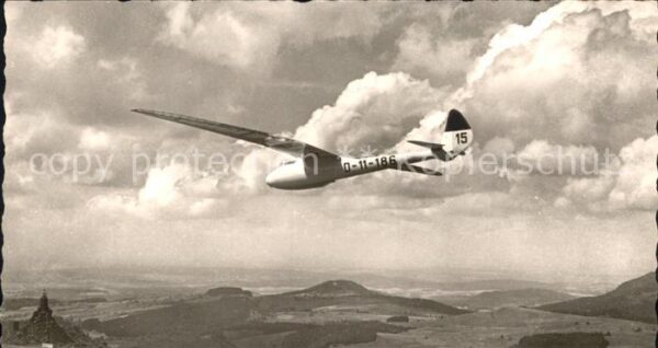 Segelflug Gliding Vol-Voile Vuolo-a-Vela Condor II a Rhön Wasserkuppe
