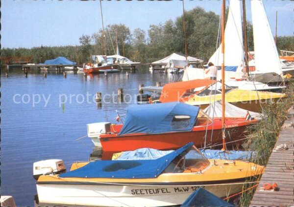 Balaton Plattensee Boote am Steg