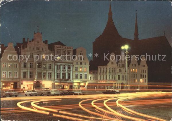 Rostock Ernst Thälmann Platz bei Nacht