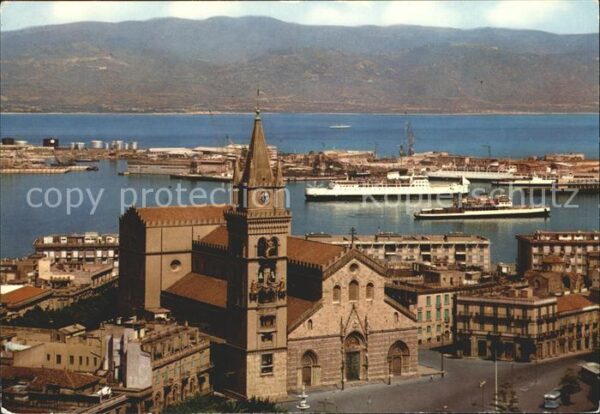 Messina Hafen und Meerengen
