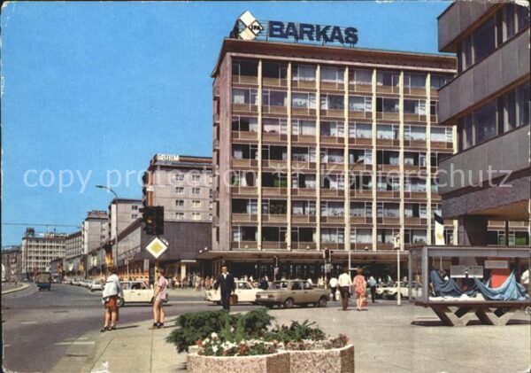 Karl-Marx-Stadt Strasse der Nationen