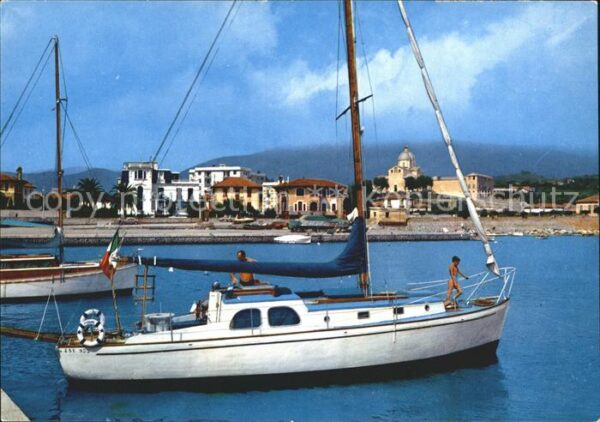 Loano Hafen Segelschiff