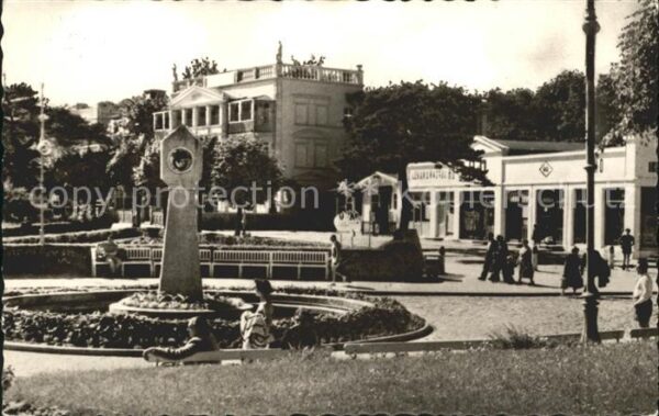 Binz Ruegen Blick zum Wendeplatz