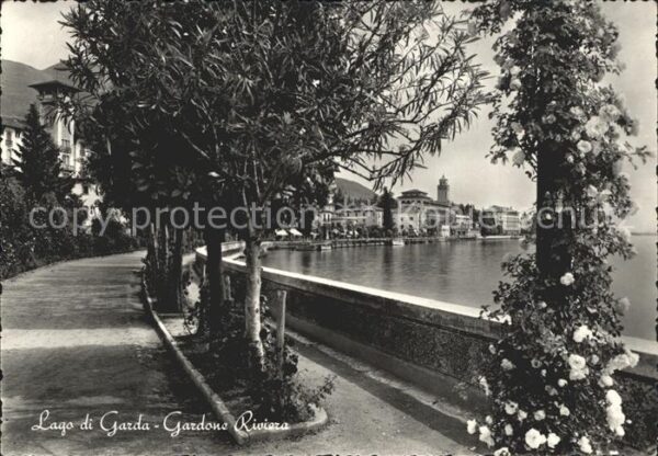 Lago di Garda Gardone Riviera