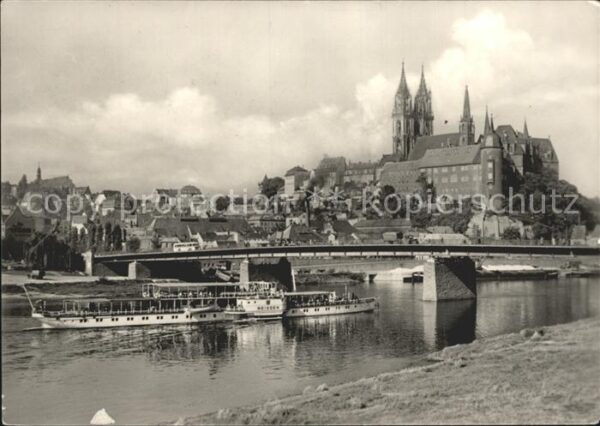 Meissen Elbe Sachsen Dom Albrechtsburg und Elbdampfer Meisse