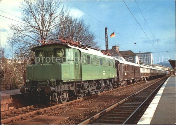 Eisenbahn Elektro-Schnellzuglokomotive 104 019-5