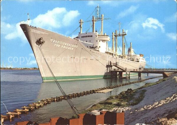 Schiffe Ships Navires Traditionsschiff Typ Frieden Rostock-Sc