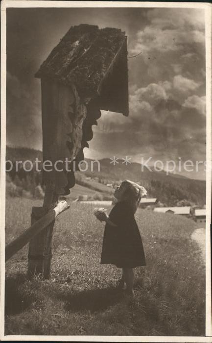 Kinder Child Enfants Wegkreuz