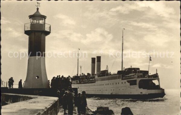 Leuchtturm Lighthouse Fähre Sassnitz Rügen