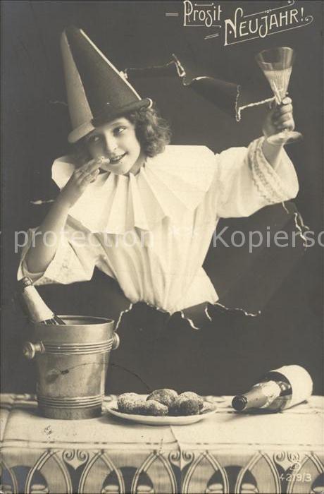 Neujahr Kind Sekt Fasching