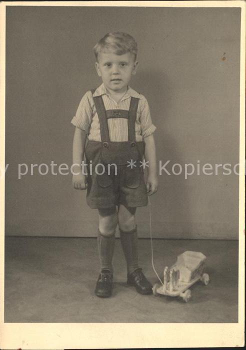Kinderspielzeug Holzauto Kind