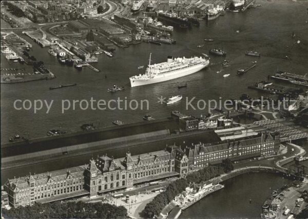 Dampfer Oceanliner MS Oranje Y-Hafen Fliegeraufnahme