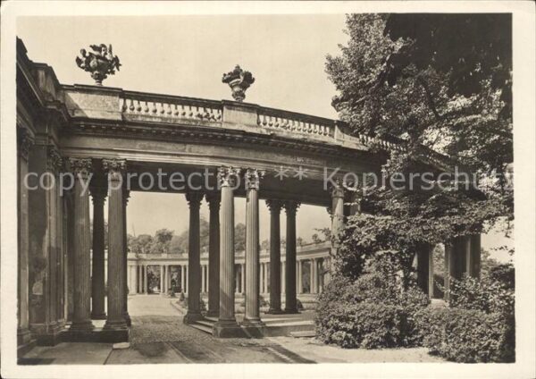 Potsdam Schloss Sanssouci Säuleneingang
