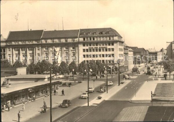 Berlin Friedrichstrasse Ecke Unter den Linden
