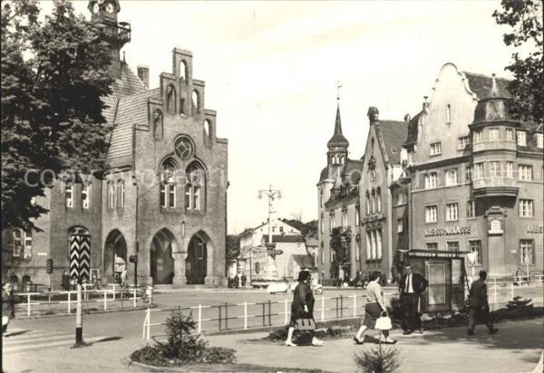 Nauen Havelland Rathaus und Kreissparkasse