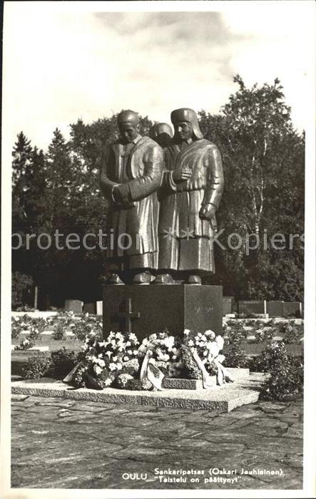 Oulu Sankaripatsas Denkmal Statue