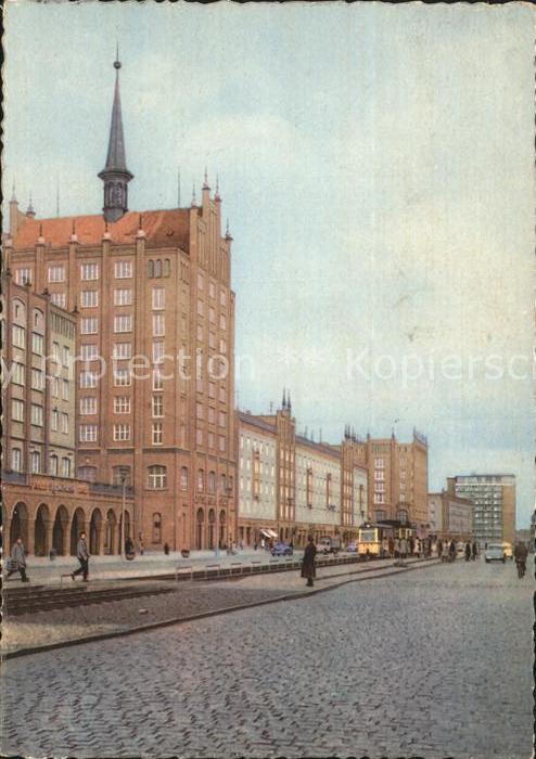 Rostock Lange Strasse mit Hochhaus